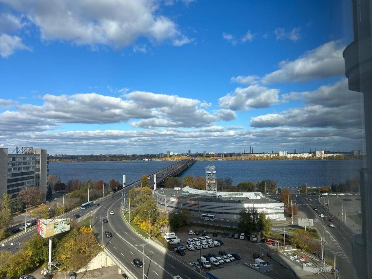 Doba In Ua Most-Sity Apartments Dnipro Bagian luar foto